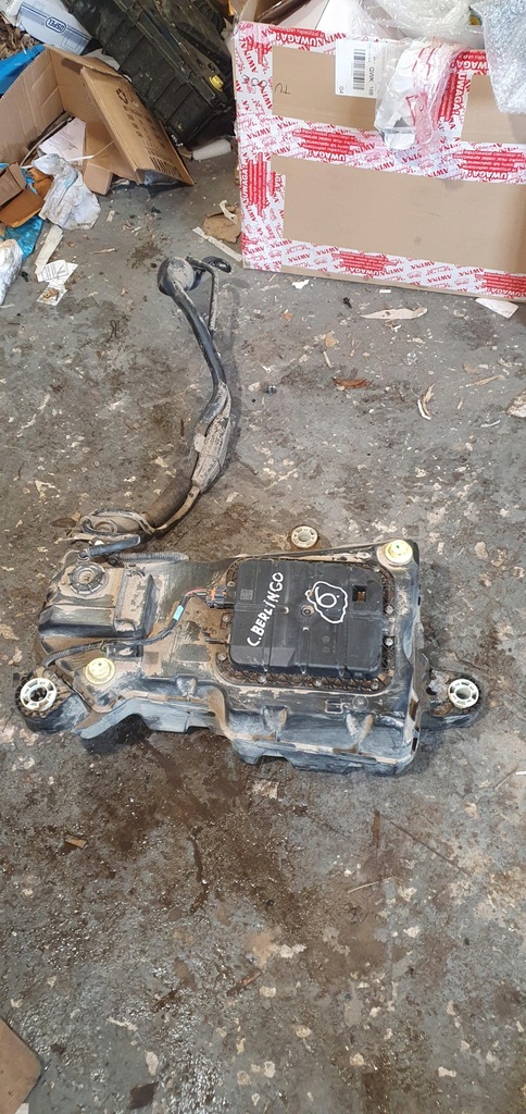 фото №1, Бак bak adblue citroen berlingo ii