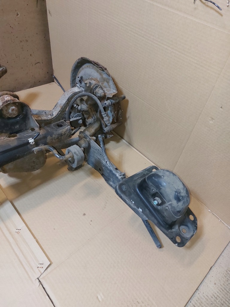 фото №9, Підрамник балка підрамник задня audi a3 8p sportback