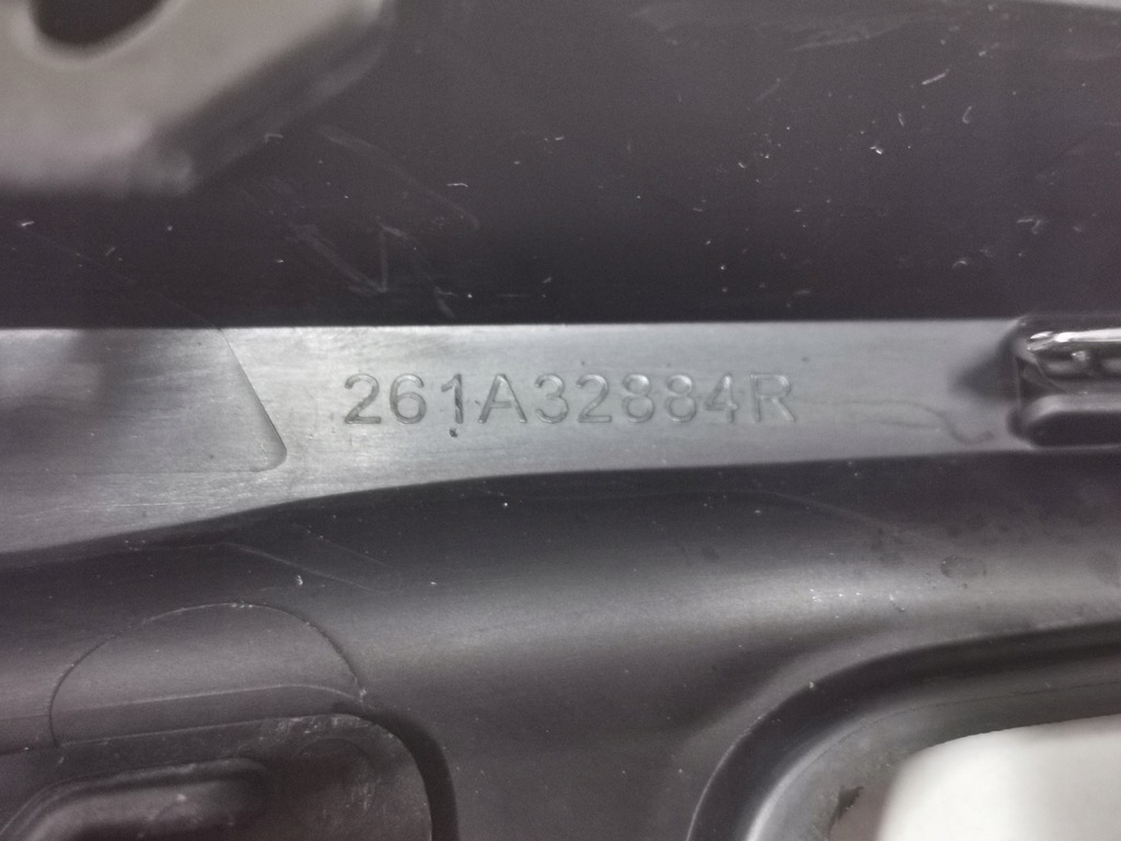 фото №15, Решітка бампера renault zoe lift права i ліва 393.