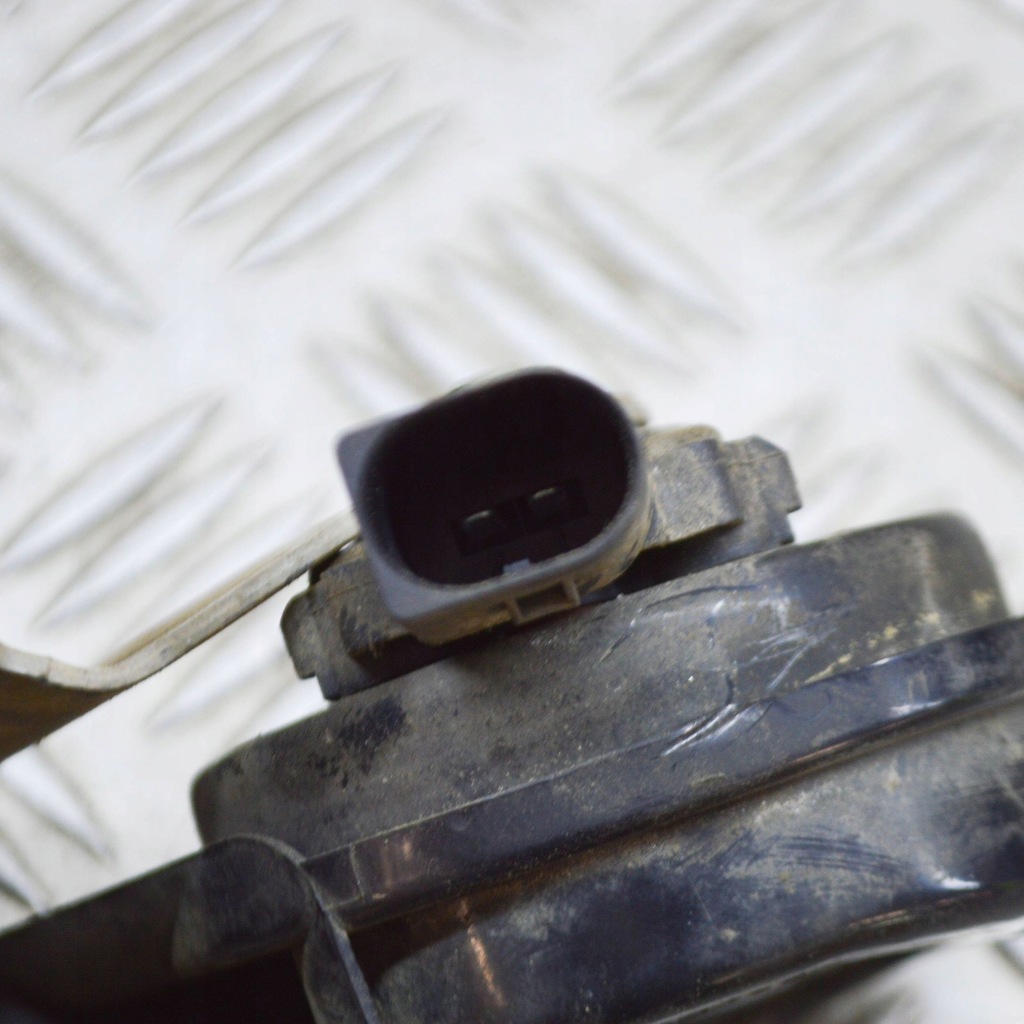 фото №7, Skoda yeti 5l 2011 клаксон