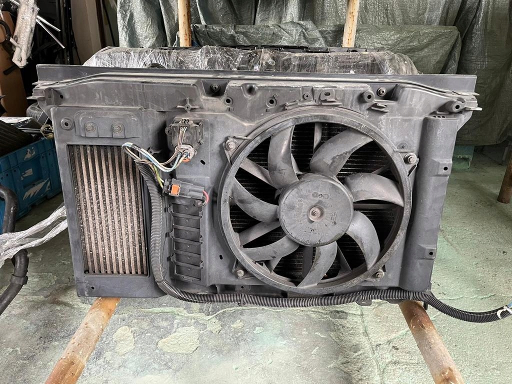 фото №1, Радиатор pas перед citroen c4 picasso 1.6hdi