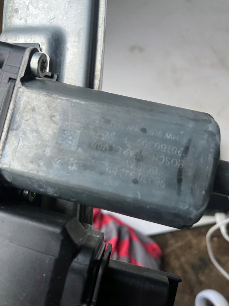 фото №7, Подъемник стекло правый перед citroen c3 iii 9813093380