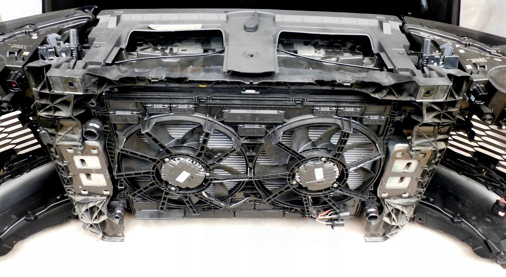 фото №13, Audi q7 4m lift s line перед бампер лампи капот pas крила matrix