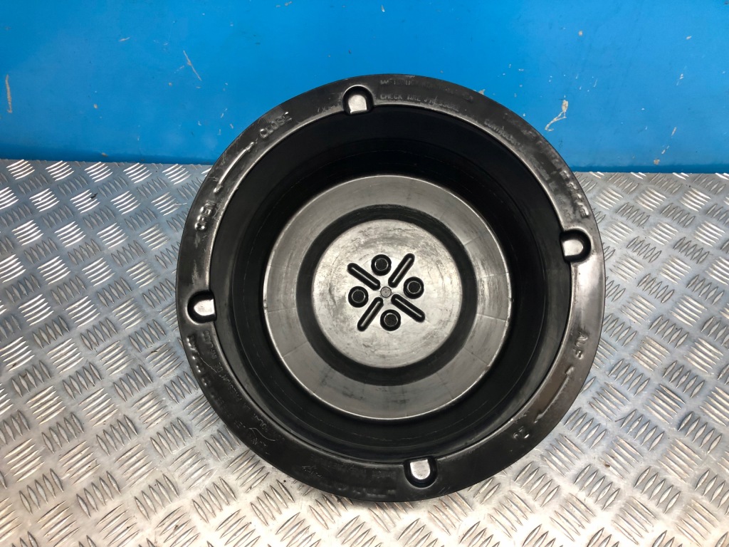 Купить Mercedes w126 ниша колеса вкладыш 1268900007