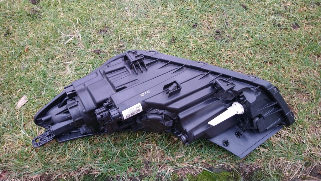 фото №11, Лампа правая перед передняя hyundai tucson iii