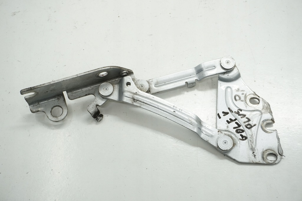 фото №1, Vw golf v plus петля капот правый 5m0823302