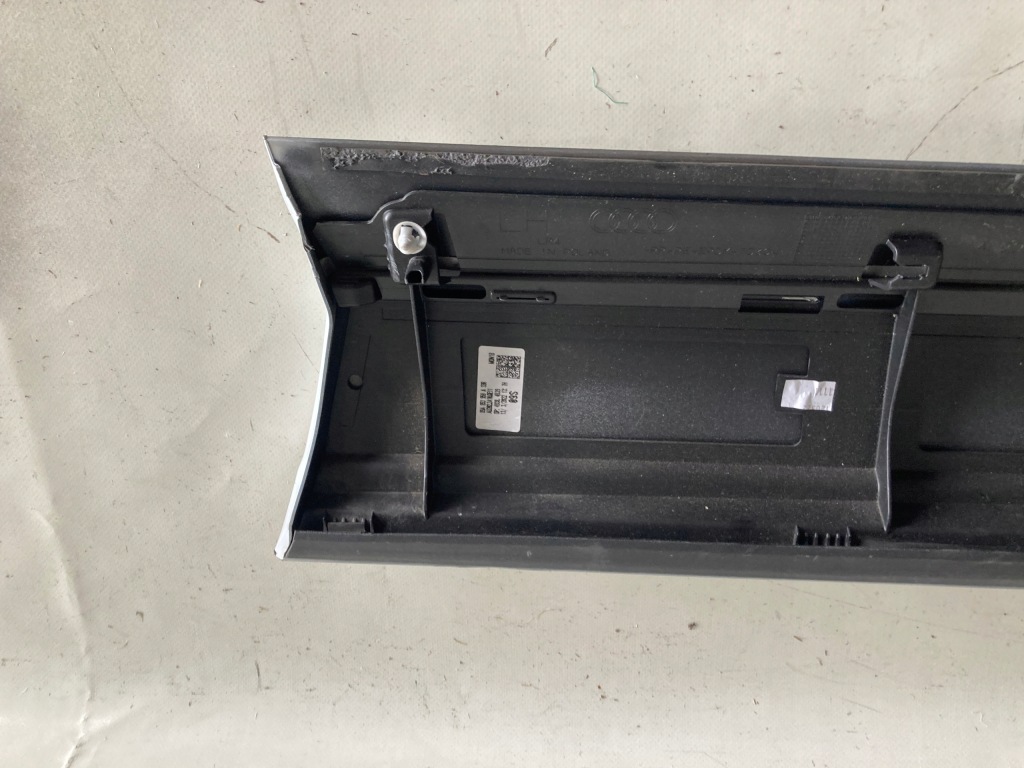 фото №8, Audi q4 e tron 89a 89a853959a молдинг ліва перед