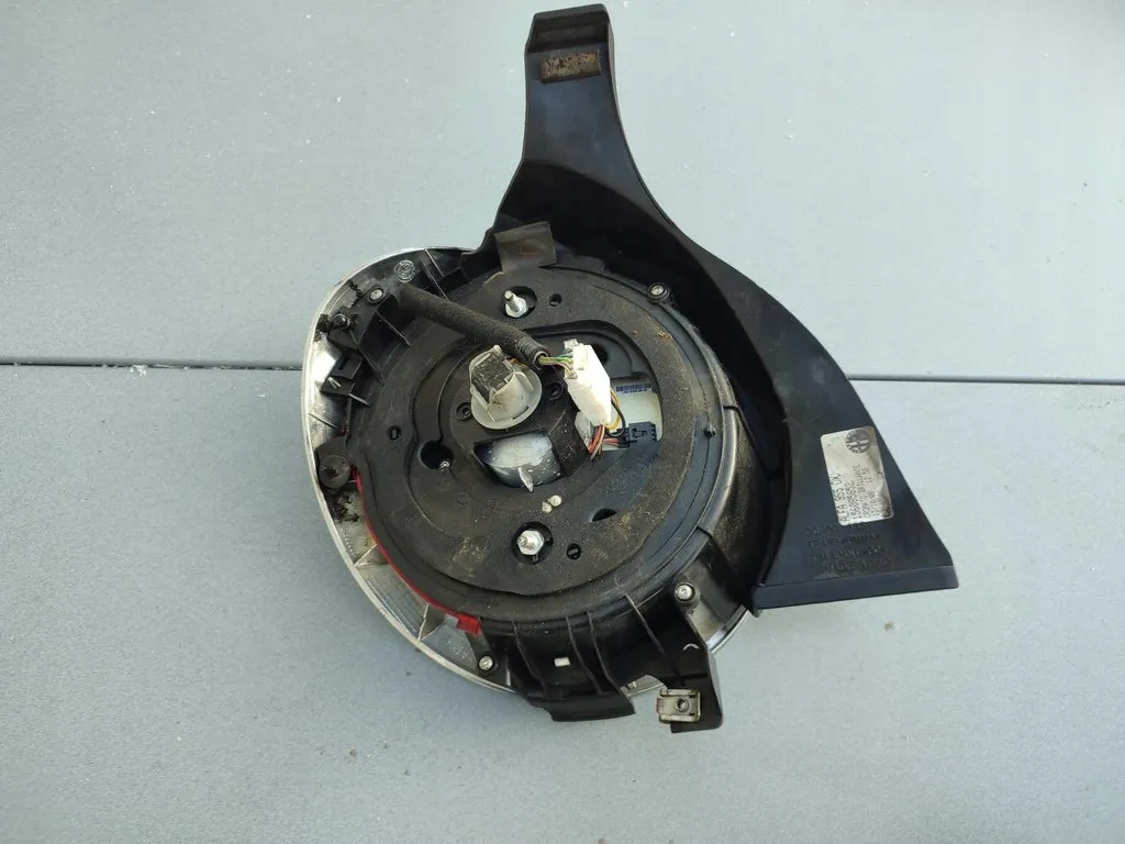 фото №9, Alfa romeo оригінальний номер 156085852 лампа задня