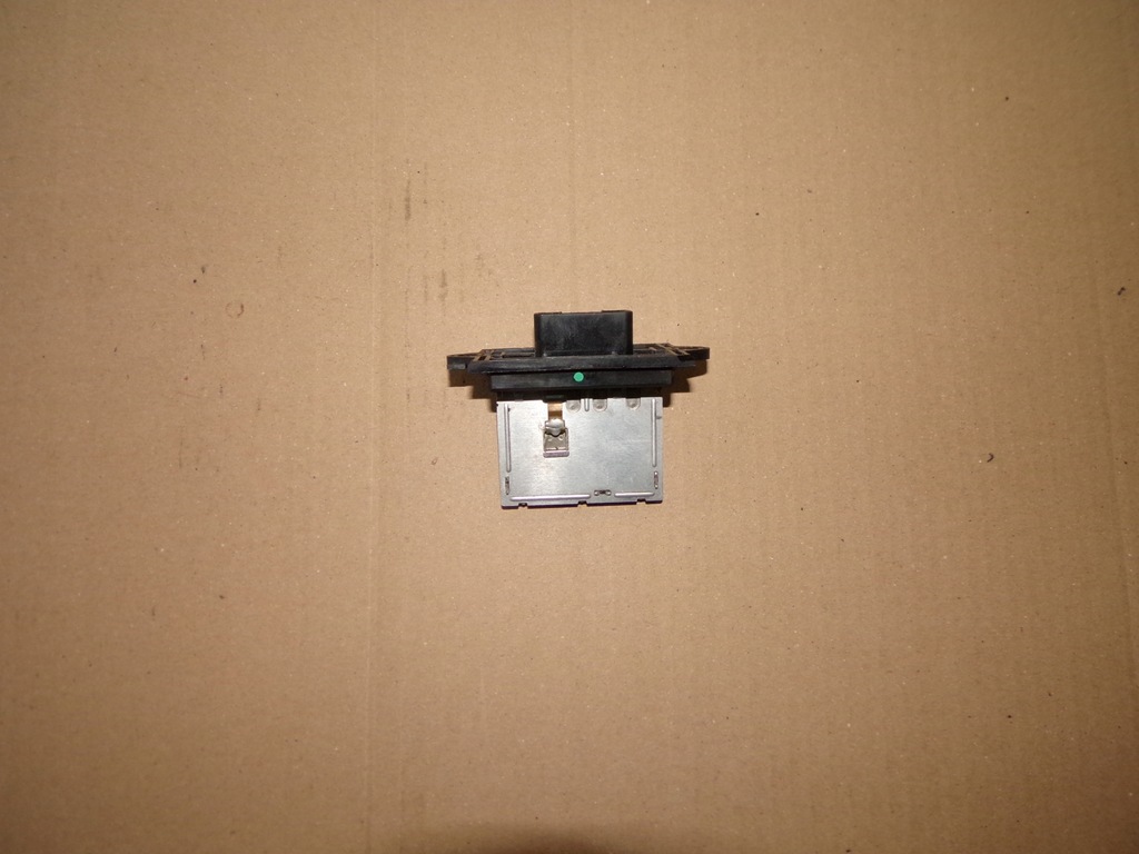 фото №1, Резистор резистор micra k12