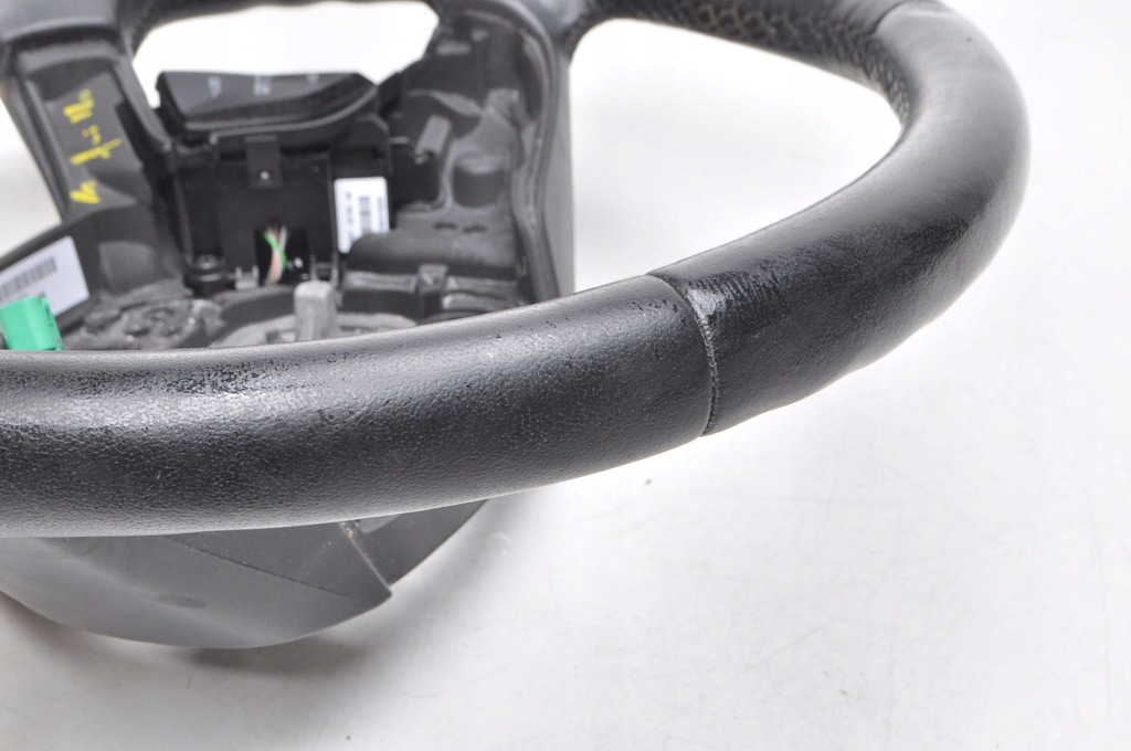 фото №7, Ford kuga mk2 повітропровід шкіряний багатофункціональний