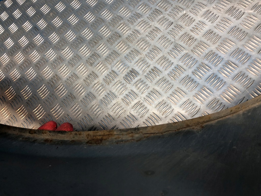 фото №11, Mercedes w251 05- крыло левый перед передний 693