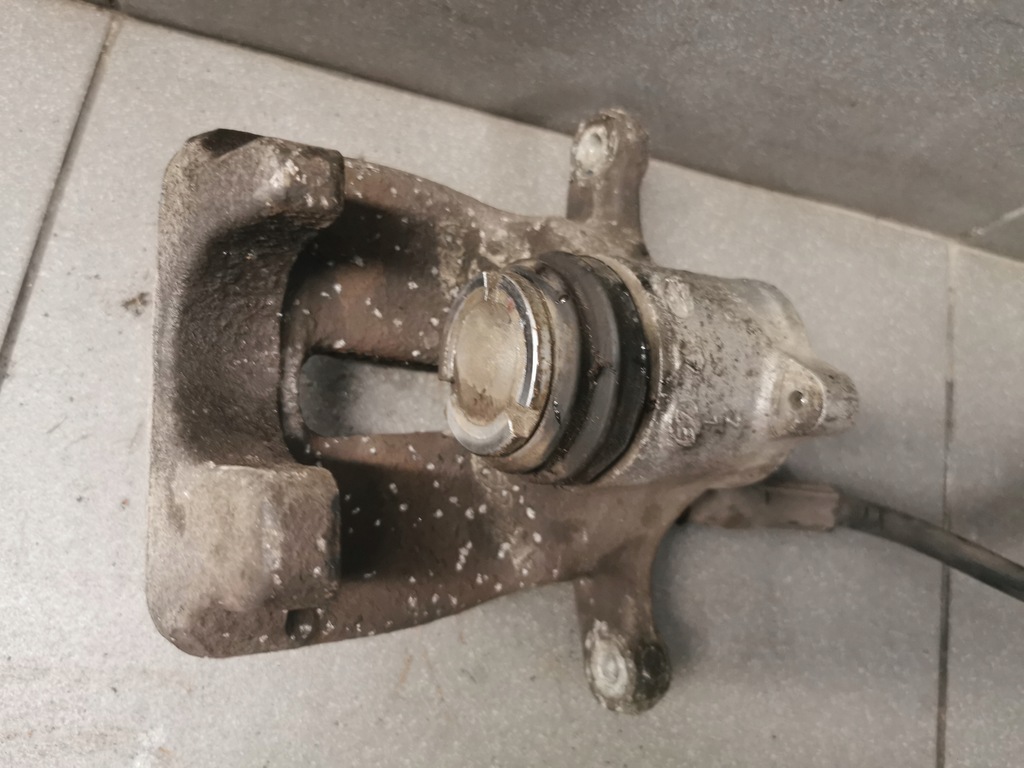 фото №5, Супорт гальмівний правий задня audi a8 d3