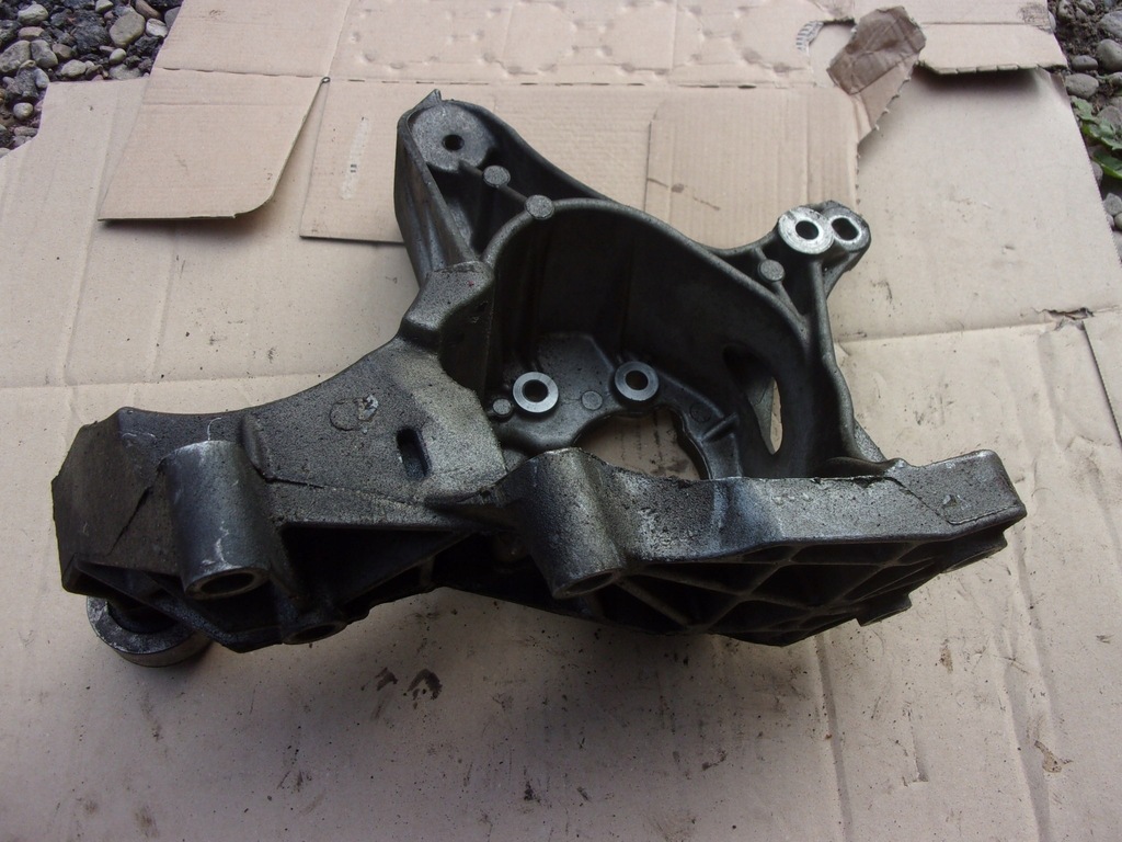 фото №3, Кронштейн кронштейн усилителя 1.9 dci renault scenic