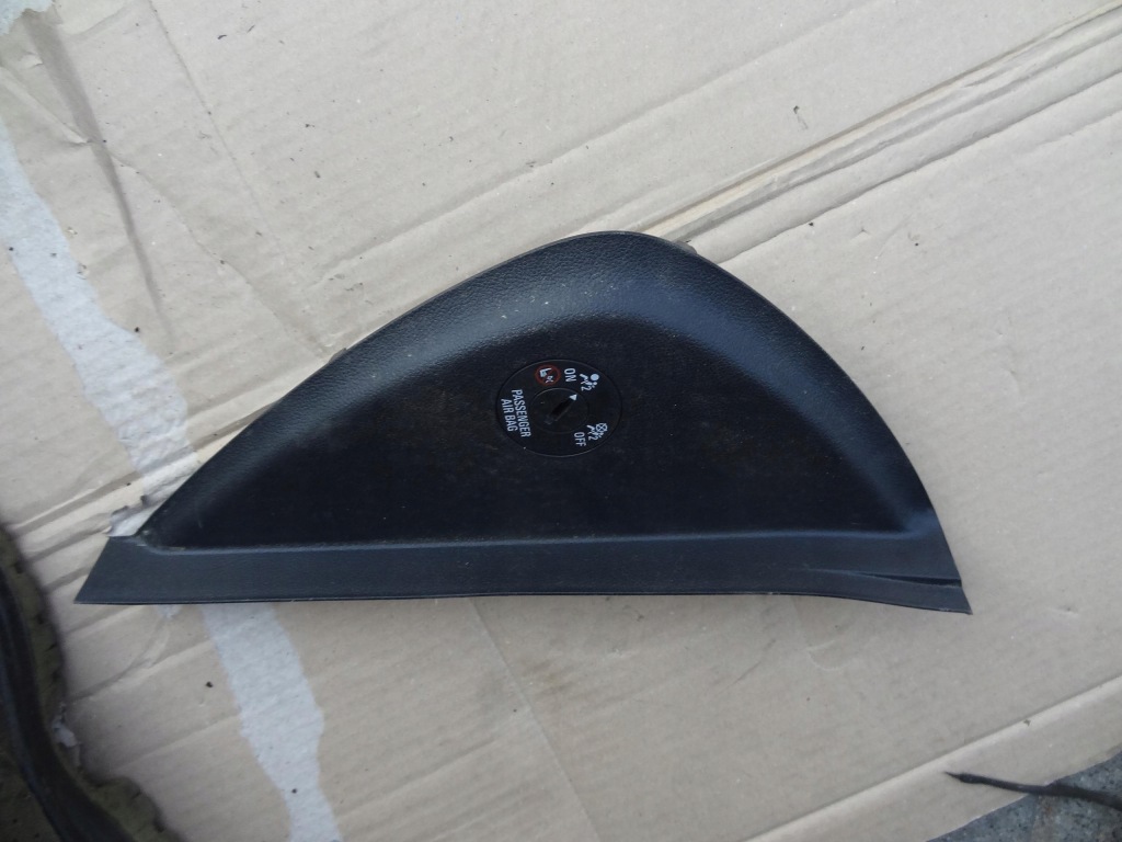 фото №1, Пластик защита консоли правая opel mokka a 95352001