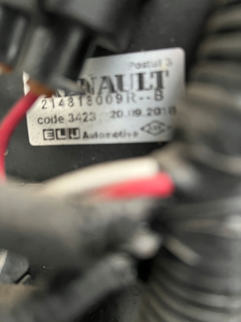 фото №14, Pas передний усилитель радиатор балка renault captur 1.5d дизель механическая коробка передач