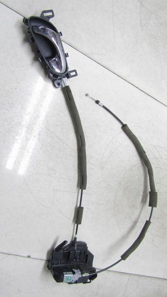 фото №1, Nissan pulsar замок дверь левый перед 12-17