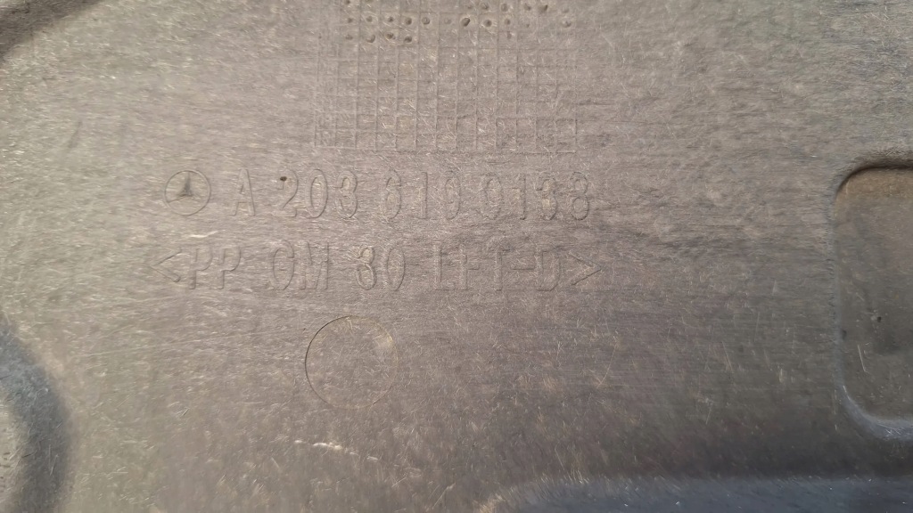 фото №10, Защита подвеска левая a2036190138 mercedes clk w209 w03