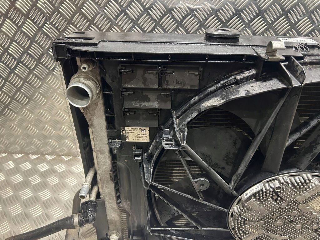 фото №6, Комплектна радіатор вентилятор wody bmw f01 f02 f10 f11 4.4 n63 8509743