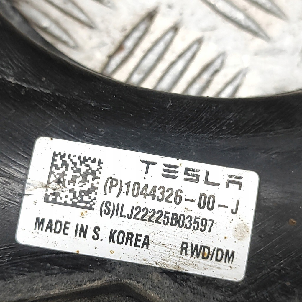 фото №7, Tesla model y 2021 перед сторона правая верхний рычаг передний