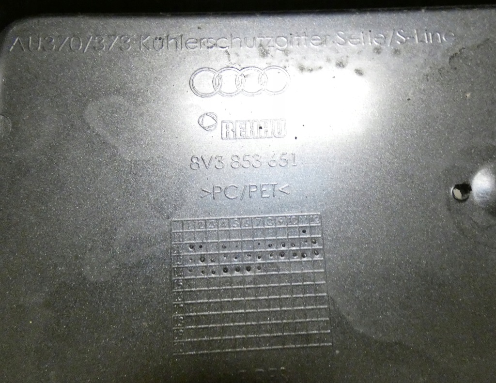 Audi a3 2012-2016 8v3807437 pod омивачі бампер перед передній Зі Шроту