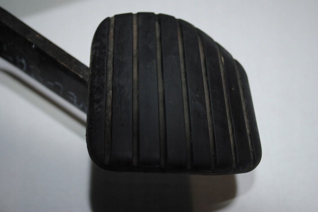 фото №4, Педаль гальма renault vel satis 8200003537