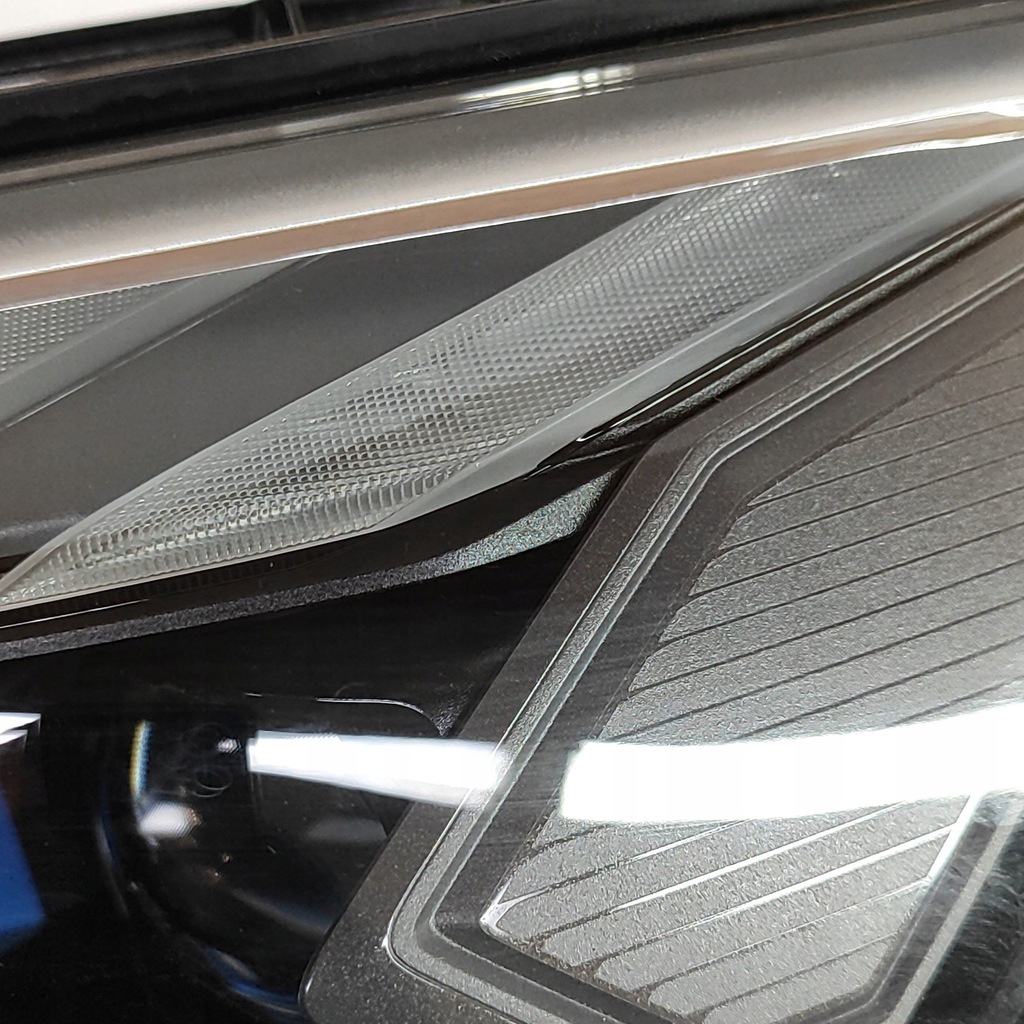 фото №6, Audi e-tron gt 2022 левая сторона лампа передняя