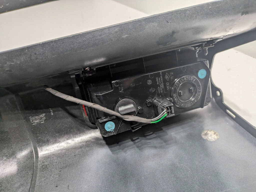 Уголок бампера заднего комплект renault trafic iii x82 850160502r Доставка