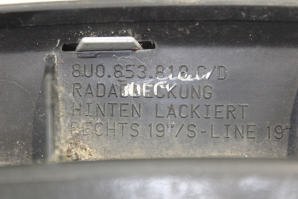 фото №6, Молдинг na крыло правый задняя audi q3 8u0 8u0853818c