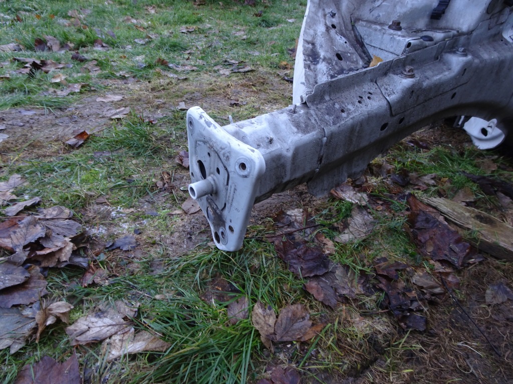 фото №4, Volvo v60 s60 ii четверть порог лонжерон блок двигателя правая 614-46 11r