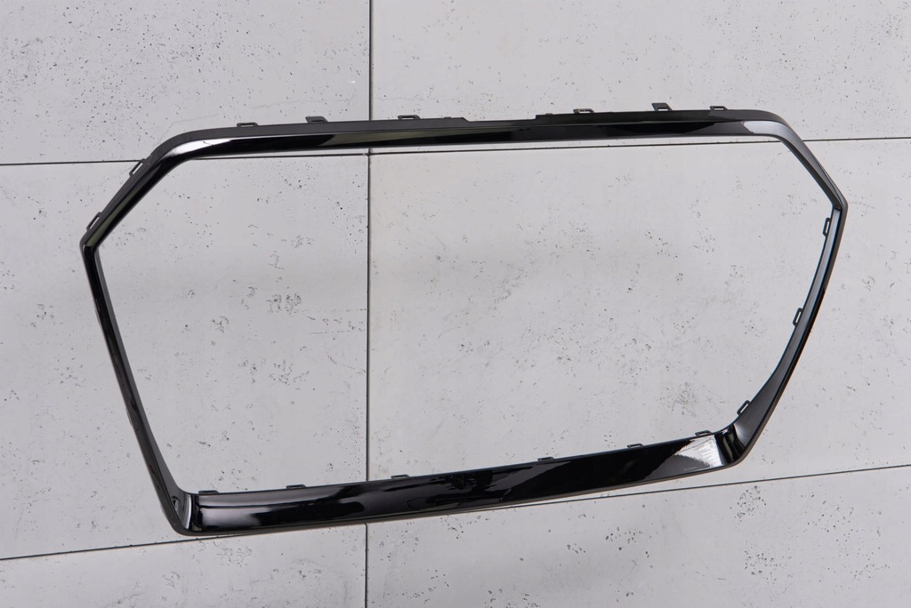 фото №7, Audi rs3 8va 2017-2020 po faceliftingu czarna рамка решітка 8v5853651r