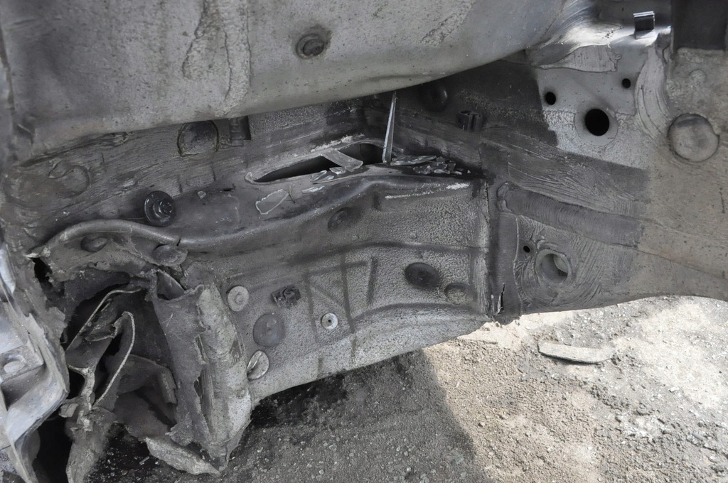 фото №11, Rolls-royce wraith rr5 четверть лонжерон правая перед