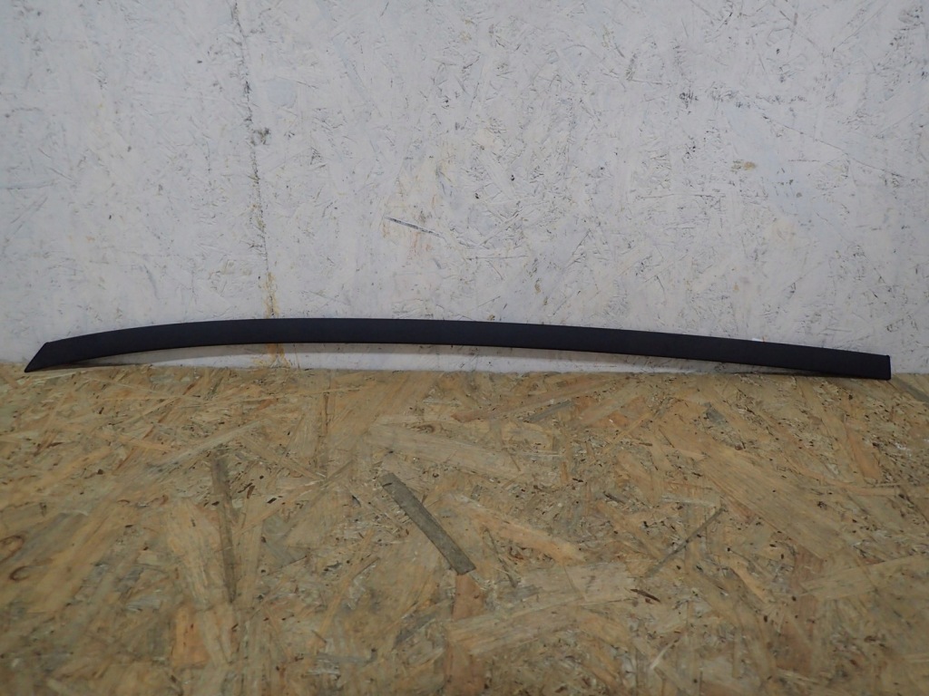 Купити Молдинг двері правий задній чорна kia ceed 3 3 cd hb