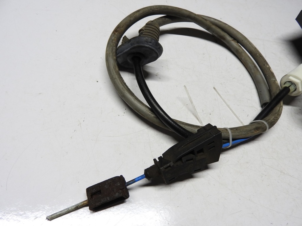 фото №7, Peugeot 3008 i 09-12 1.6 hdi тормоз ручной трос 9673094880 9684898480