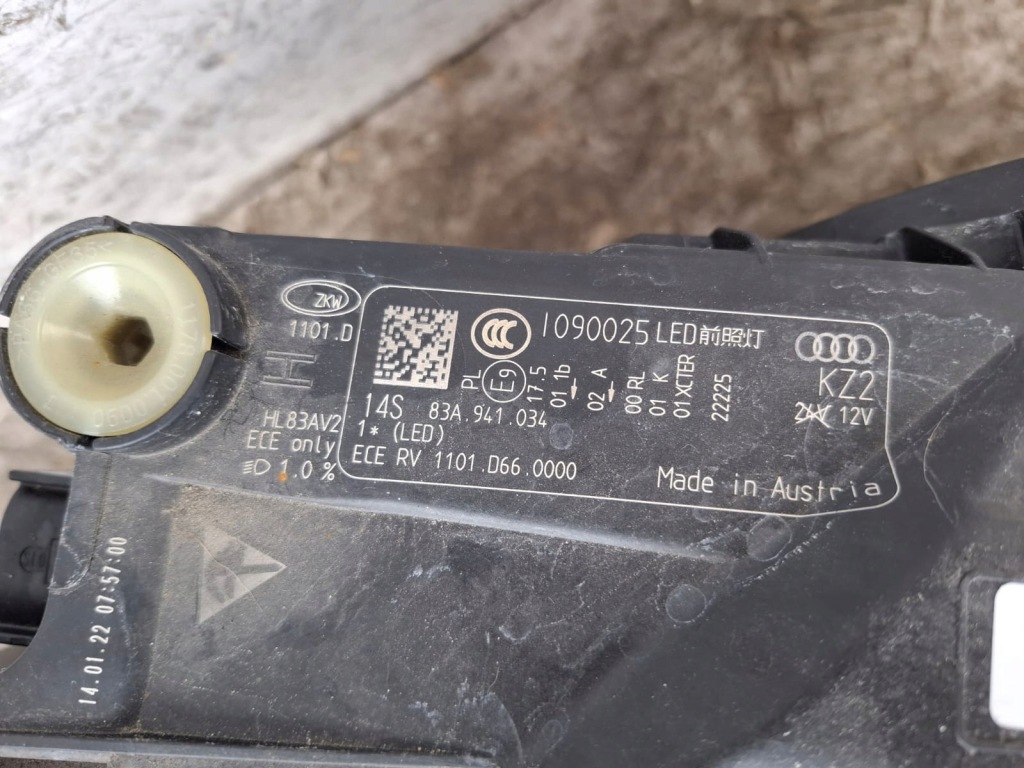 Audi q3 2019-25 год 83a941034 фара правый  full led Доставка