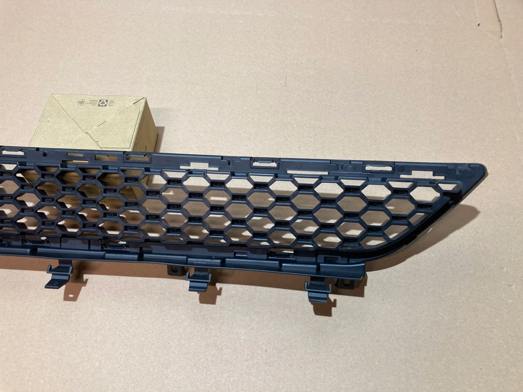 фото №7, Решітка бампера середня jaguar f-pace