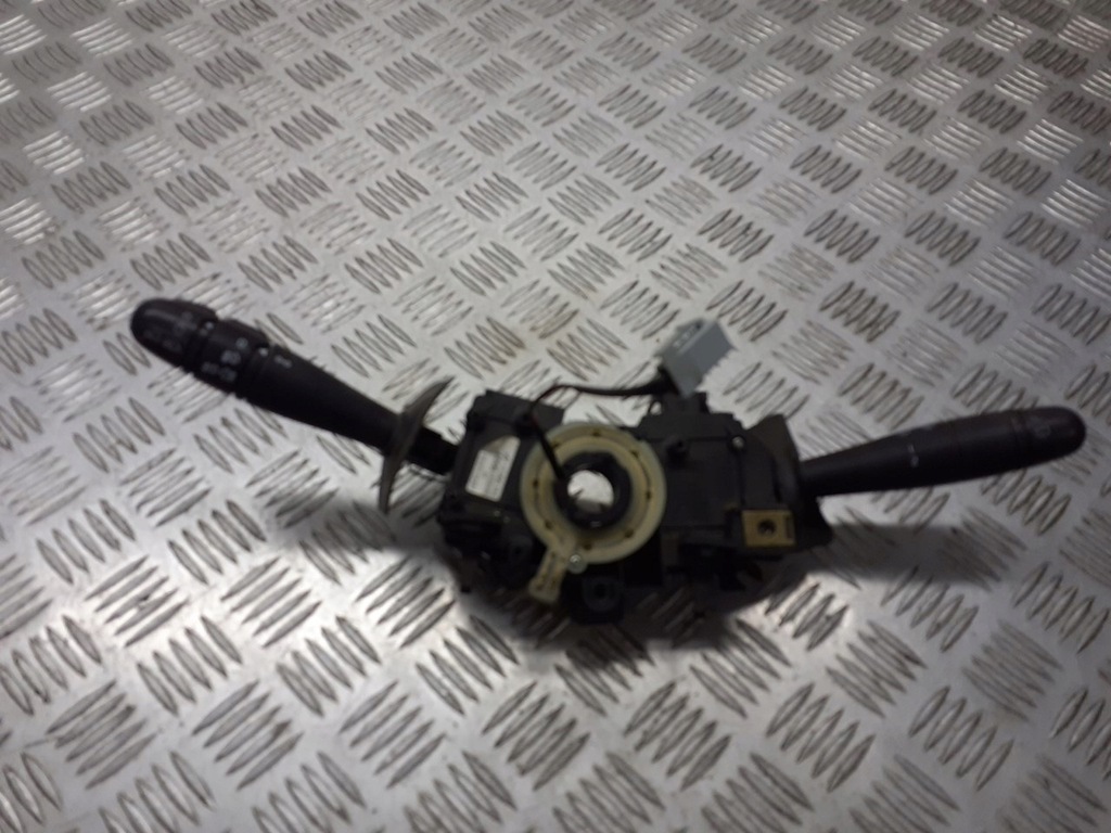 фото №1, Подрулевой переключатель света renault kangoo i 8200379527