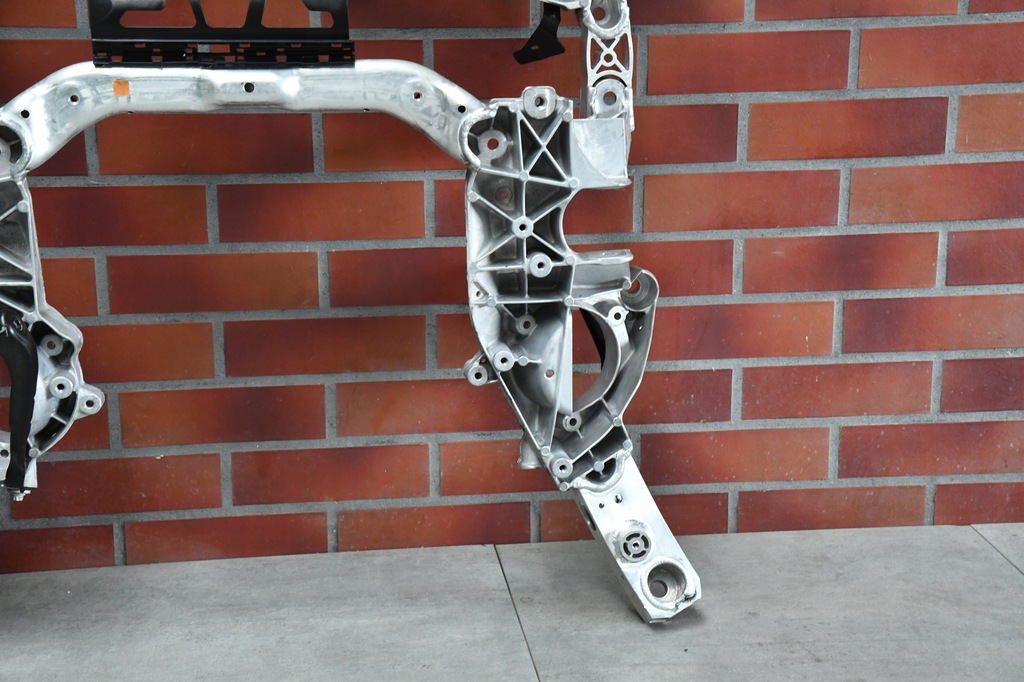 фото №10, Подрамник подрамник подрамник подрамник bmw 5 g30 7 g11 g12 8 g14 g15 g16 4x4 демонтаж