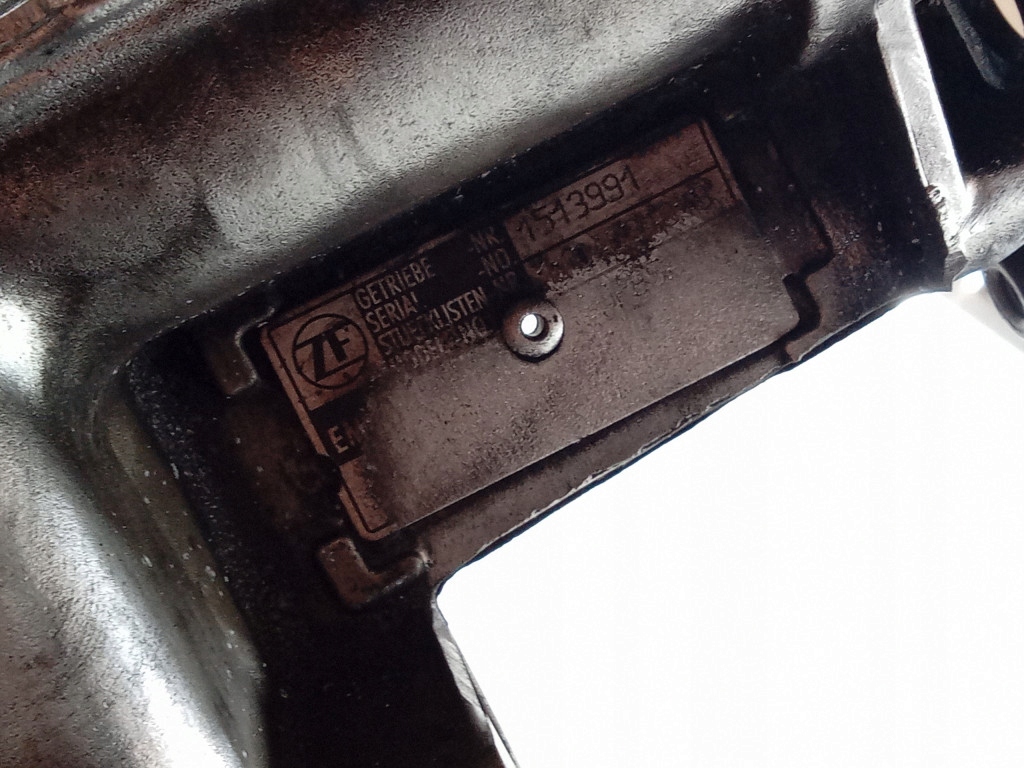 фото №16, Bentley bentayga 36a 6.0 tsi 608km w12 коробка передач автоматическая коробка передач 8hp95 sht