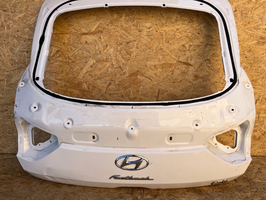 фото №14, Hyundai i30 iii 3 fastback 17- крышка багажника задняя задняя