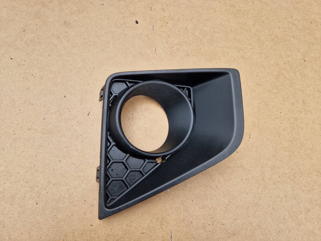 фото №1, Решётка mitsubishi space star iii 2020 -