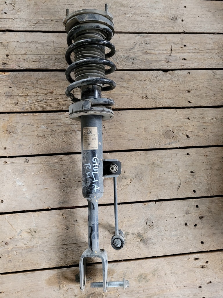 фото №1, Амортизаторна стійка амортизатор правий alfa romeo giulia