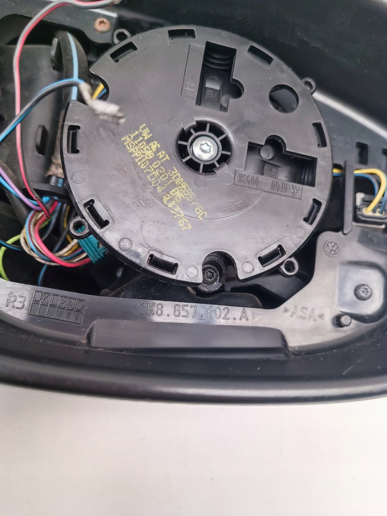 фото №6, Vw beetle 5c зеркало белый правое 11 pin