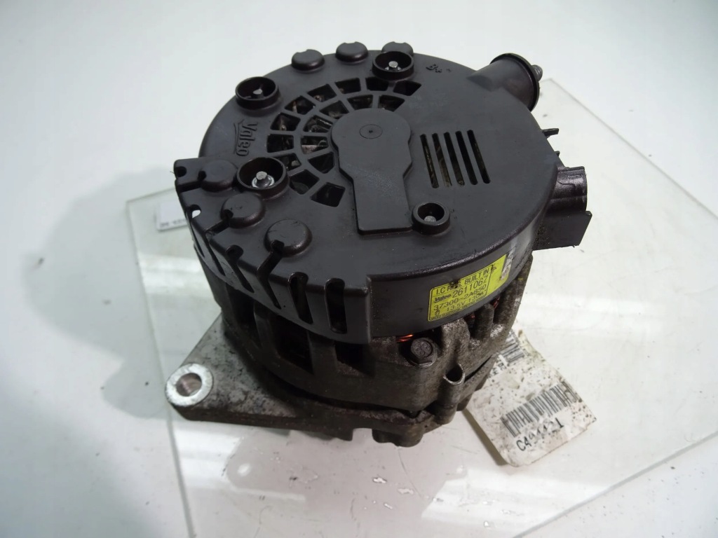 фото №1, Hyundai i30 генератор 37300-2a850