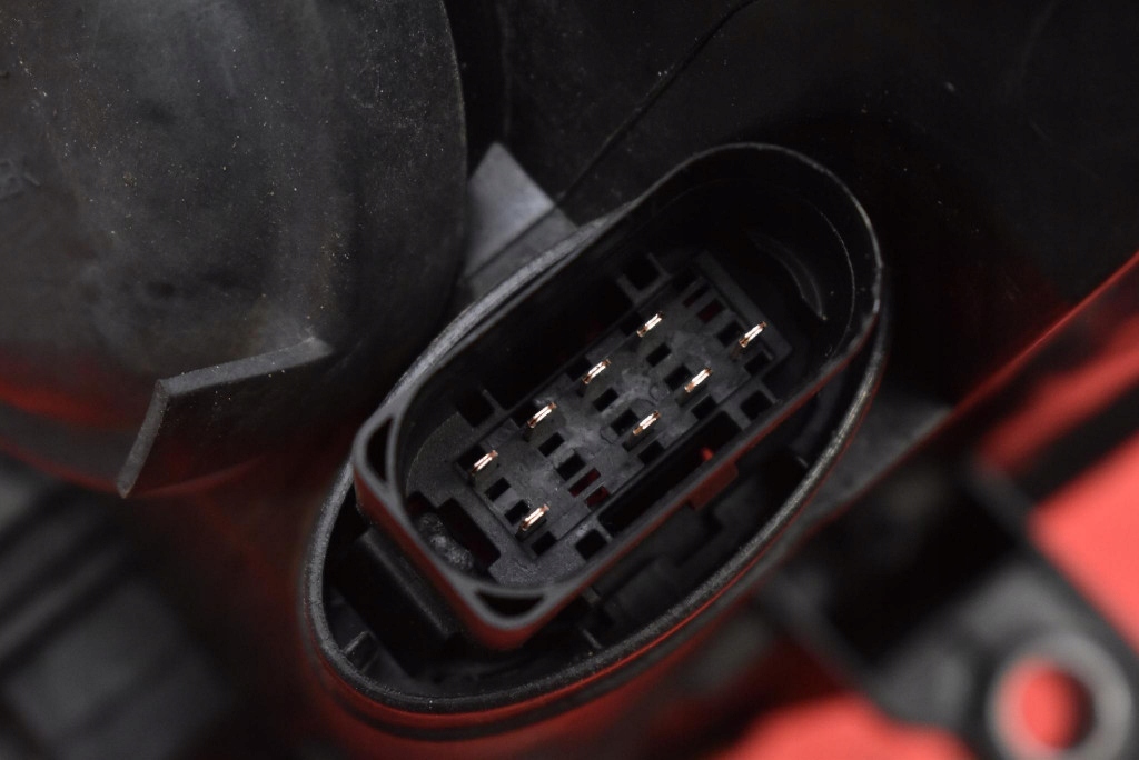 фото №8, Фара правый лампа перед eu vw passat cc 08-12