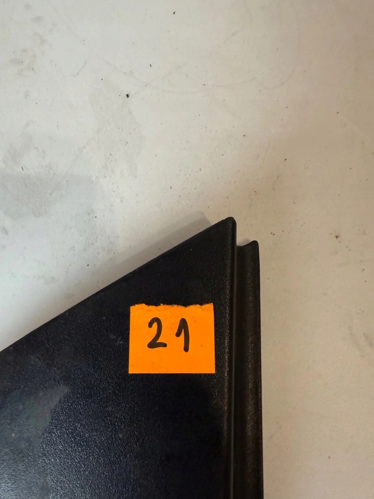 Заглушка трикутник накладка лівий задній nissan juke f15 Зі Шроту