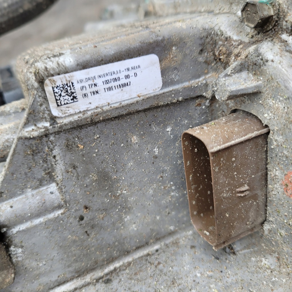 фото №7, Двигатель электрический задняя tesla model x 1037267 90kwh