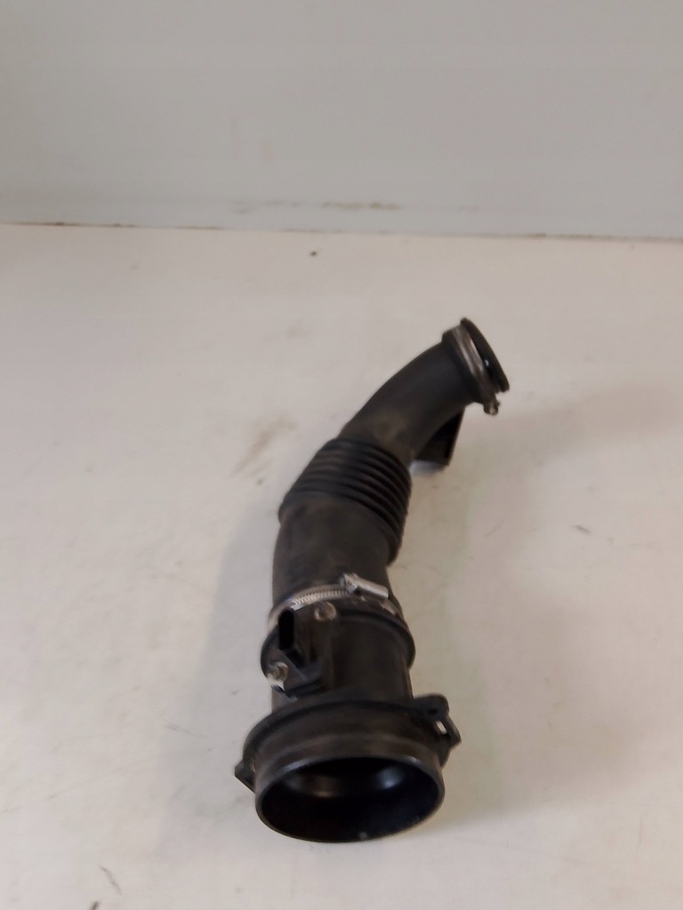 фото №3, Audi a5 8t coupe трубка шланг повітря 059129627