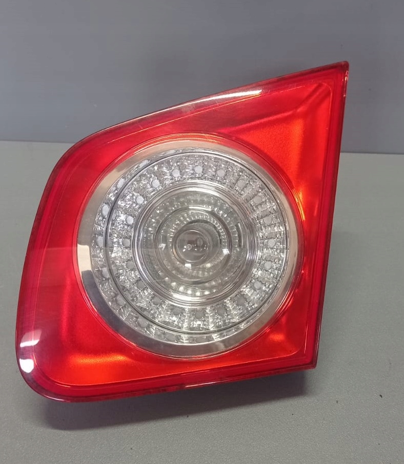 фото №9, Vw jetta 07r лампа w кришка права задня 1k5945094 eu