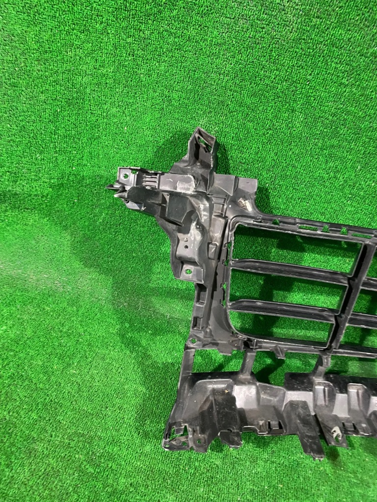 Решітка радіатора решітка  радіатора porsche cayenne 9y 3 17- sportdesign без  радара Недорого