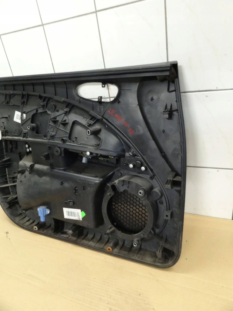 фото №8, Seat leon ii 2006 fr 5d hb оббивка обшивка двері правий перед